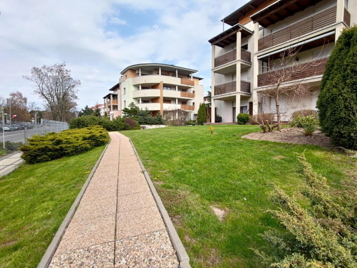 Komfortowy Apartament Dwupokojowy Z Tarasem I Garaz Ustka Extérieur photo
