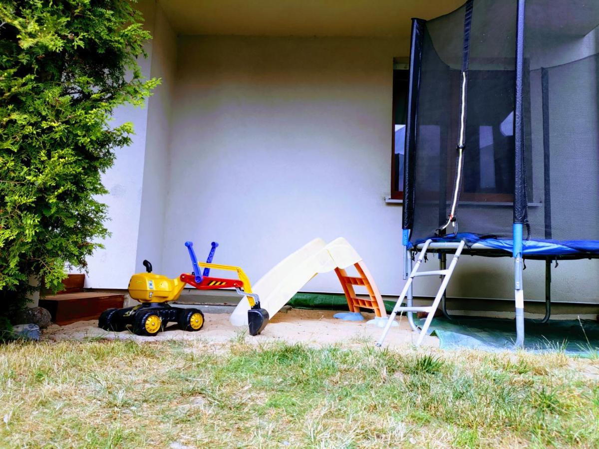 Komfortowy Apartament Dwupokojowy Z Tarasem I Garaz Ustka Extérieur photo